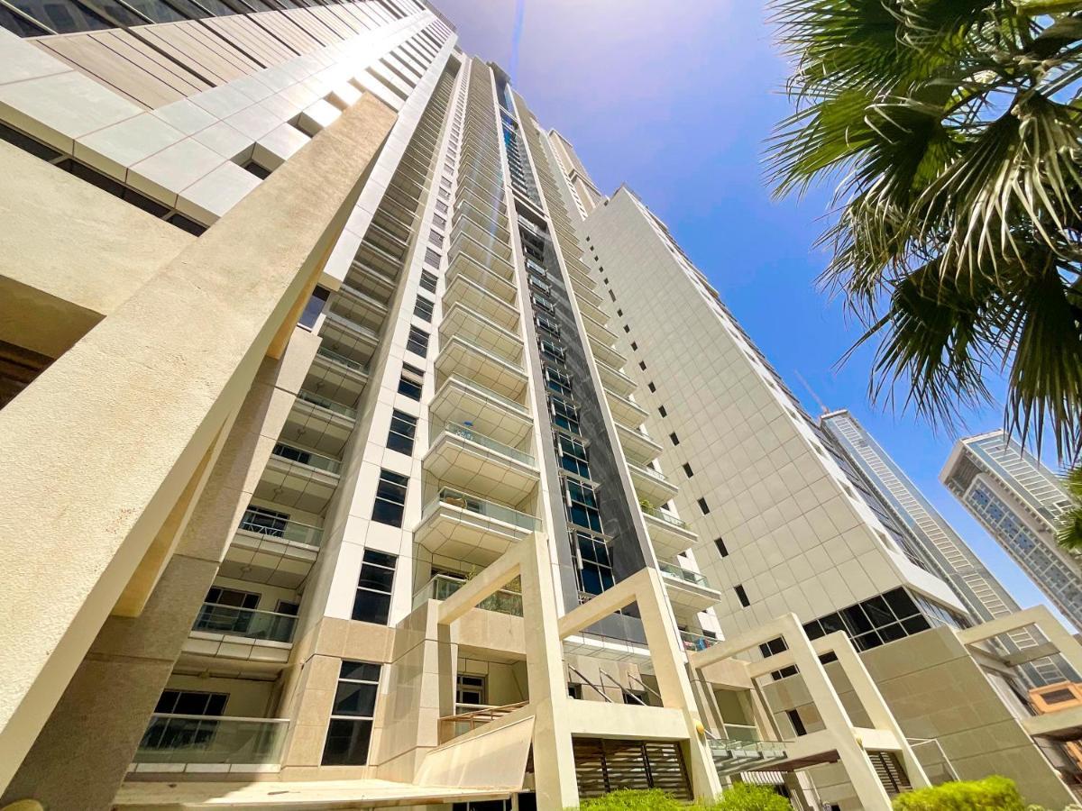 Higuests - Roomy Apt With Infinity Pool Close To Burj Khalifa دبي المظهر الخارجي الصورة